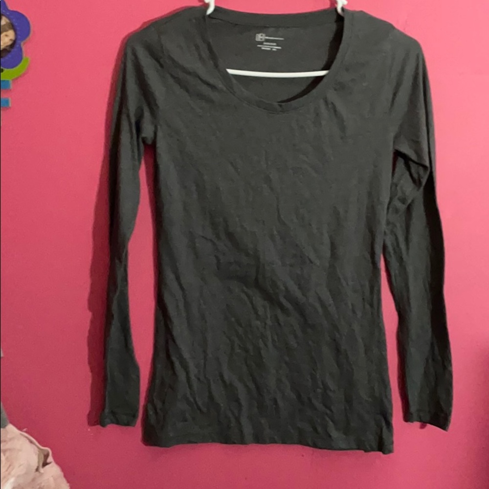 Grey long sleeve